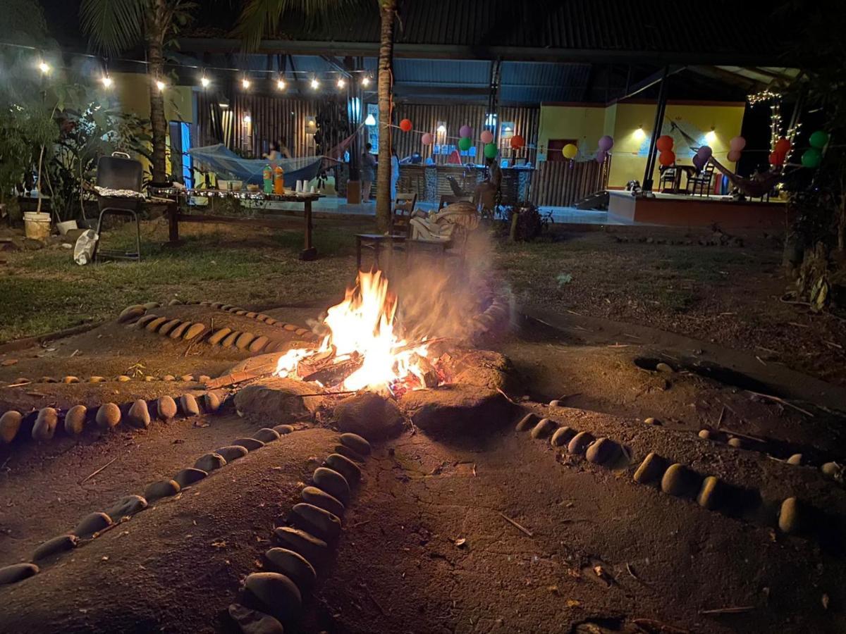 Luminosa Uvita Hostel المظهر الخارجي الصورة
